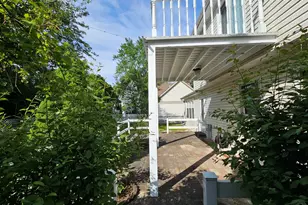 10 Mayflower Rd, Vernon Hills, IL 60061 - Photo 26