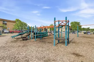 1080 Knoll Ln, Hoffman Estates, IL 60169 - Photo 18