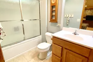 1056 Deertrail Ct, Antioch, IL 60002 - Photo 24