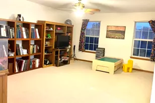 1056 Deertrail Ct, Antioch, IL 60002 - Photo 20