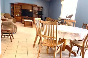 1056 Deertrail Ct, Antioch, IL 60002 - Photo 8