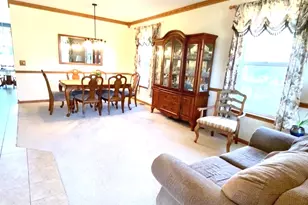 1056 Deertrail Ct, Antioch, IL 60002 - Photo 2