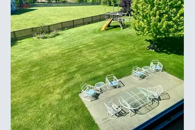 1056 Deertrail Court, Antioch, IL 60002 - Photo 28