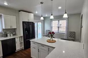 2910 N Neva Ave, Chicago, IL 60634 - Photo 4