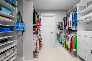 516 Pershing Ct, Barrington, IL 60010 - Photo 16