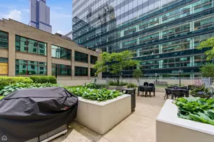 125 S Jefferson St, Chicago, IL 60661 - Photo 14