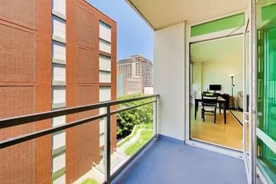 1570 Elmwood Avenue #909, Evanston, IL 60201 - Photo 16