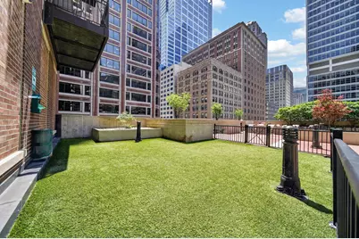 212 W Washington Street #1402, Chicago, IL 60606 - Photo 14