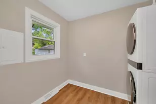 512 N Westlawn Ave, Aurora, IL 60506 - Photo 18
