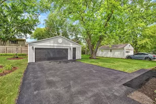 512 N Westlawn Ave, Aurora, IL 60506 - Photo 20