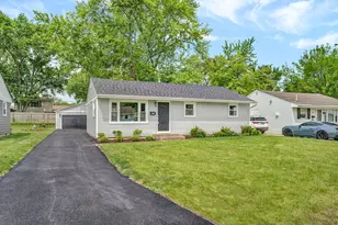 512 N Westlawn Ave, Aurora, IL 60506 - Photo 1