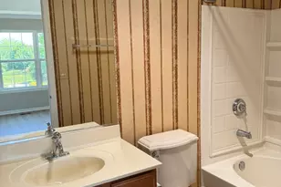 955 Emerald Dr, Pingree Grove, IL 60140 - Photo 10