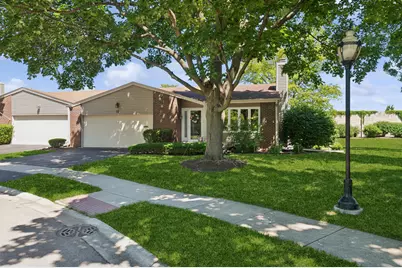 12 Pebblewood Trail, Naperville, IL 60563 - Photo 1