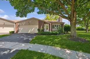 12 Pebblewood Trail, Naperville, IL 60563 - Photo 24