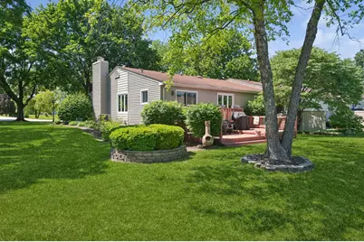 12 Pebblewood Trail, Naperville, IL 60563 - Photo 2