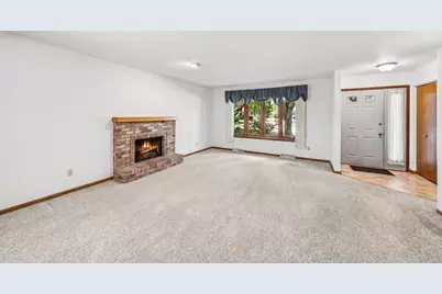 12 Pebblewood Trail, Naperville, IL 60563 - Photo 8