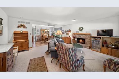 12 Pebblewood Trail, Naperville, IL 60563 - Photo 10