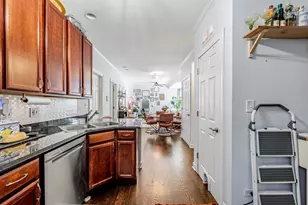 4035 N Mozart St, Chicago, IL 60618 - Photo 8
