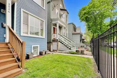 3526 W McLean Avenue, Chicago, IL 60647 - Photo 4