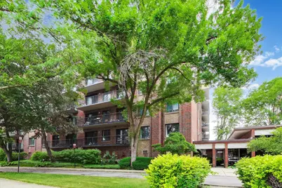 9558 Gross Point Road #A605, Skokie, IL 60076 - Photo 1