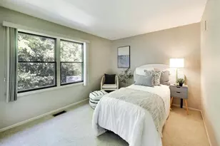 1860 Eastwood Ave, Highland Park, IL 60035 - Photo 40