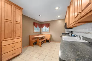 12416 S 44th Ct, Alsip, IL 60803 - Photo 6