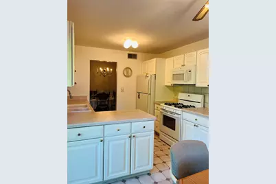 27 Exeter Court #202A, Naperville, IL 60565 - Photo 6