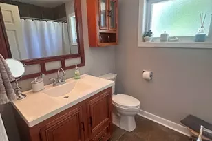 1006 Forest Dr, Elgin, IL 60123 - Photo 22