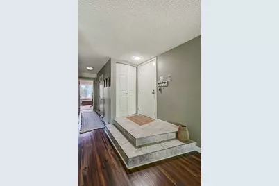 11212 Cottonwood Drive #23B, Palos Hills, IL 60465 - Photo 4