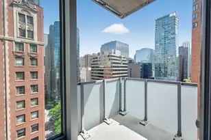 550 N St Clair St, Chicago, IL 60611 - Photo 10