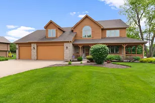 1223 Leinster Dr, Lemont, IL 60439 - Photo 2