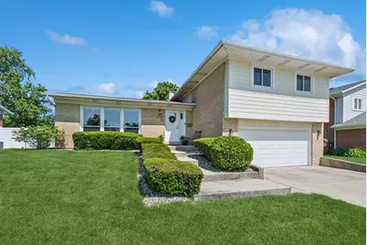 15321 Oak Road, Oak Forest, IL 60452 - Photo 1