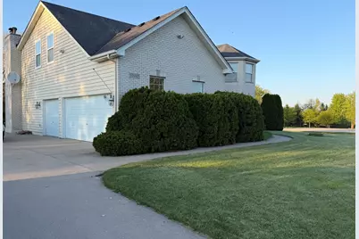15N805 Pheasant Field Lane, Hampshire, IL 60140 - Photo 4