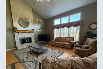 15N805 Pheasant Field Lane, Hampshire, IL 60140 - Photo 14