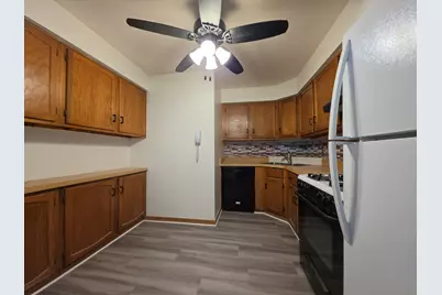 225 Gregory Street #10, Aurora, IL 60504 - Photo 4