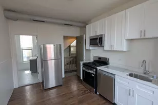 1362 N Bosworth Ave, Chicago, IL 60642 - Photo 2