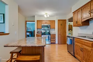 17814 America Ct, Orland Park, IL 60467 - Photo 4