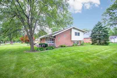 12661 S Major Avenue, Palos Heights, IL 60463 - Photo 2