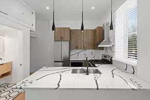 1236 W Hubbard St, Chicago, IL 60642 - Photo 2