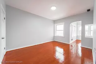 6720 S Paxton Ave, Chicago, IL 60649 - Photo 14