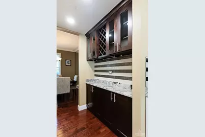 335 Wentworth Lane, Bartlett, IL 60103 - Photo 14
