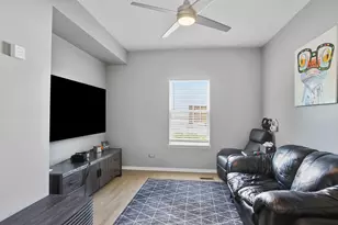 4809 Joyce Ln, McHenry, IL 60050 - Photo 6