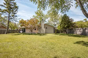 1624 W Weathersfield Way, Schaumburg, IL 60193 - Photo 18