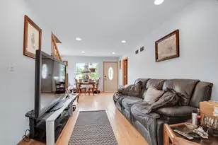 4820 S Lotus Ave, Chicago, IL 60638 - Photo 2