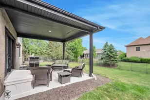 1973 Edgeview Dr, New Lenox, IL 60451 - Photo 14
