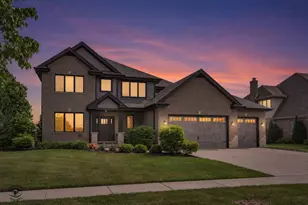 1973 Edgeview Dr, New Lenox, IL 60451 - Photo 2