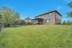 1973 Edgeview Dr, New Lenox, IL 60451 - Photo 10