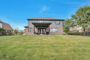 1973 Edgeview Dr, New Lenox, IL 60451 - Photo 12