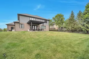 1973 Edgeview Dr, New Lenox, IL 60451 - Photo 6