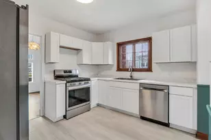 526 W Jackson St, Woodstock, IL 60098 - Photo 14